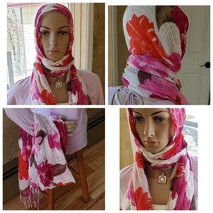 Vibrant Flower Scarf In White Red Bright Pink Magenta Brown Cotton 26"Wx66"L Euc